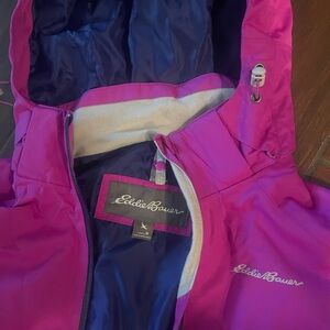 Eddie Bauer Women's Fuchsia Raincoat